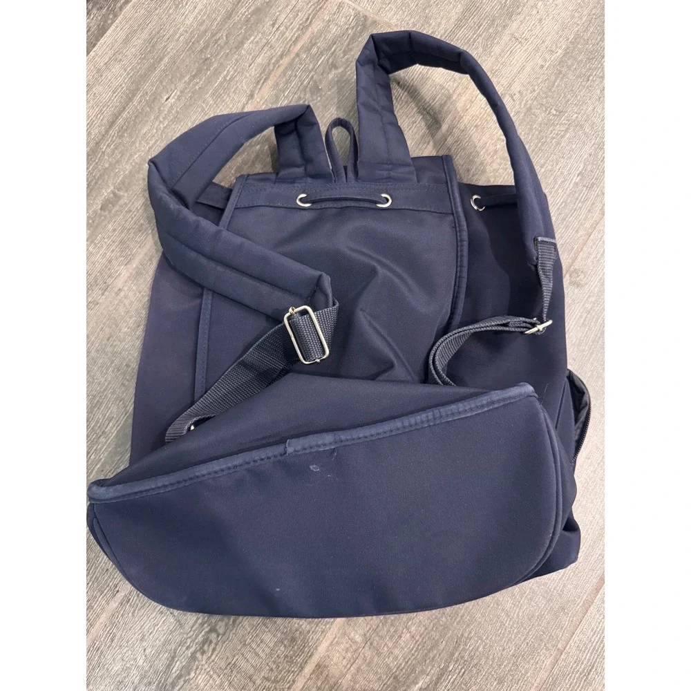 Disney Store Winnie the Pooh Vintage Navy Blue Nylon Backpack Autumn Leaves Bag
